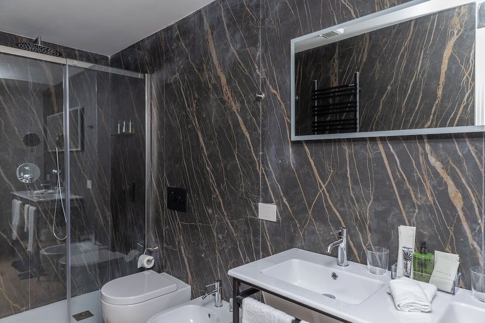 Splendide Riviera Boutique Art Hotel 47/50