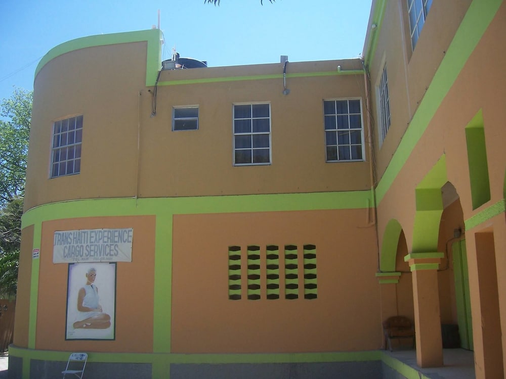 La Cayenna Hôtel Et Restaurant 3/39