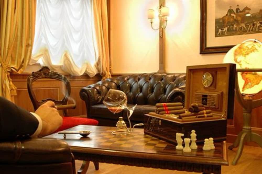 Alpen Suite Hotel 29/48
