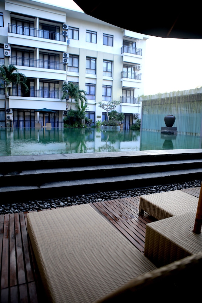 Grand Kuta Hotel Residence 10/53