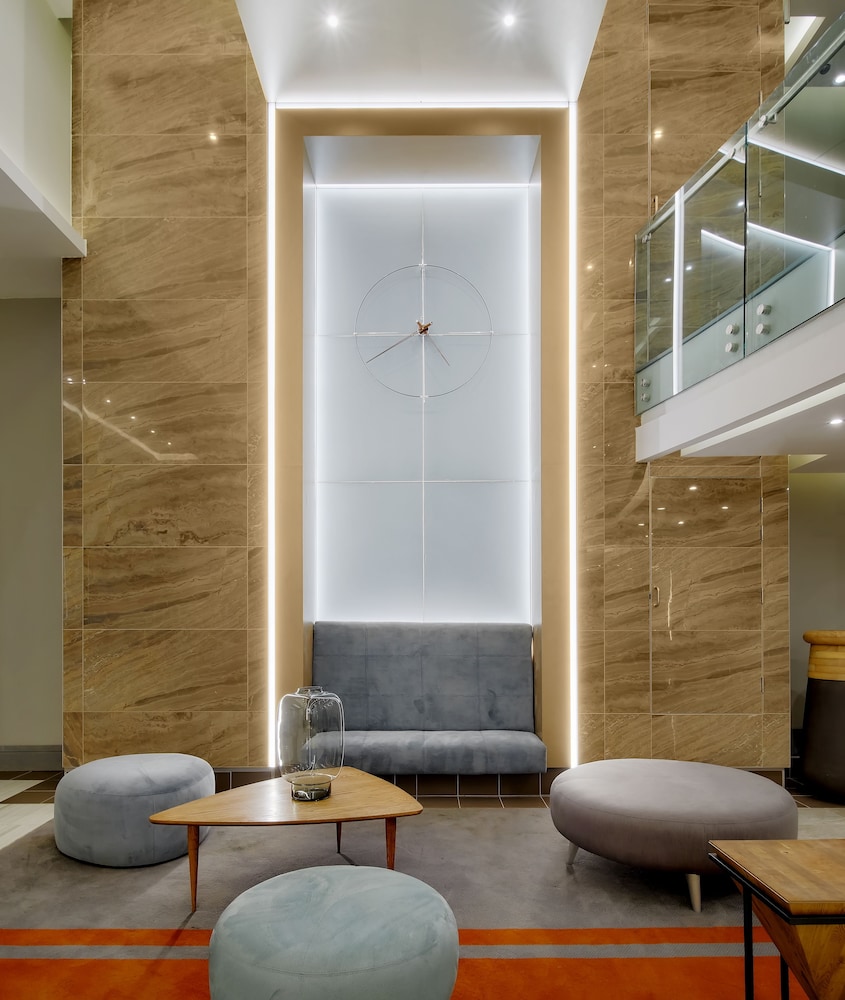The Regency Apartment Hotel Menlyn 20/40