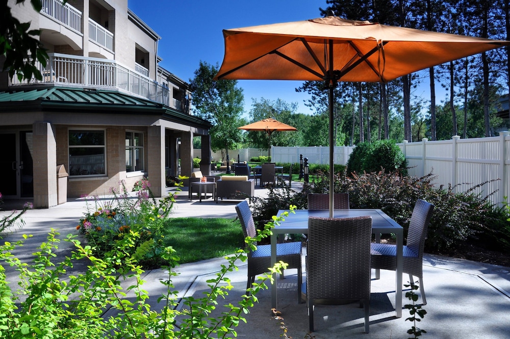 Courtyard By Marriott Wausau 38/44