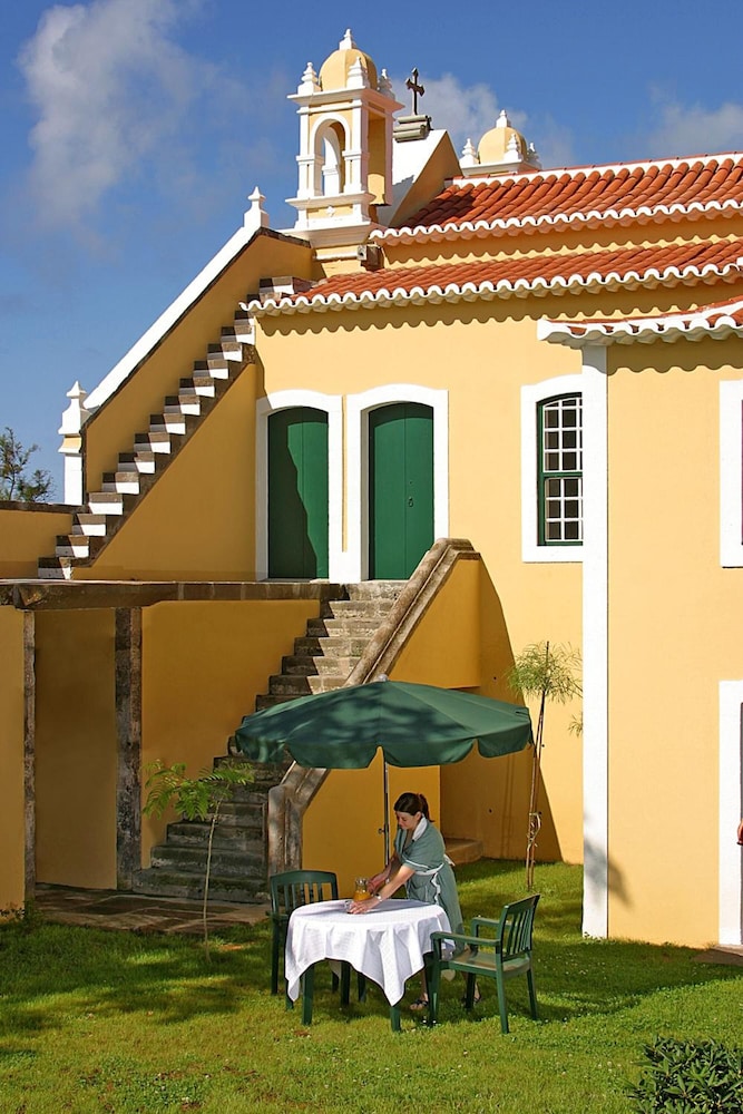 Quinta de Nossa Senhora Das Merces 4/25