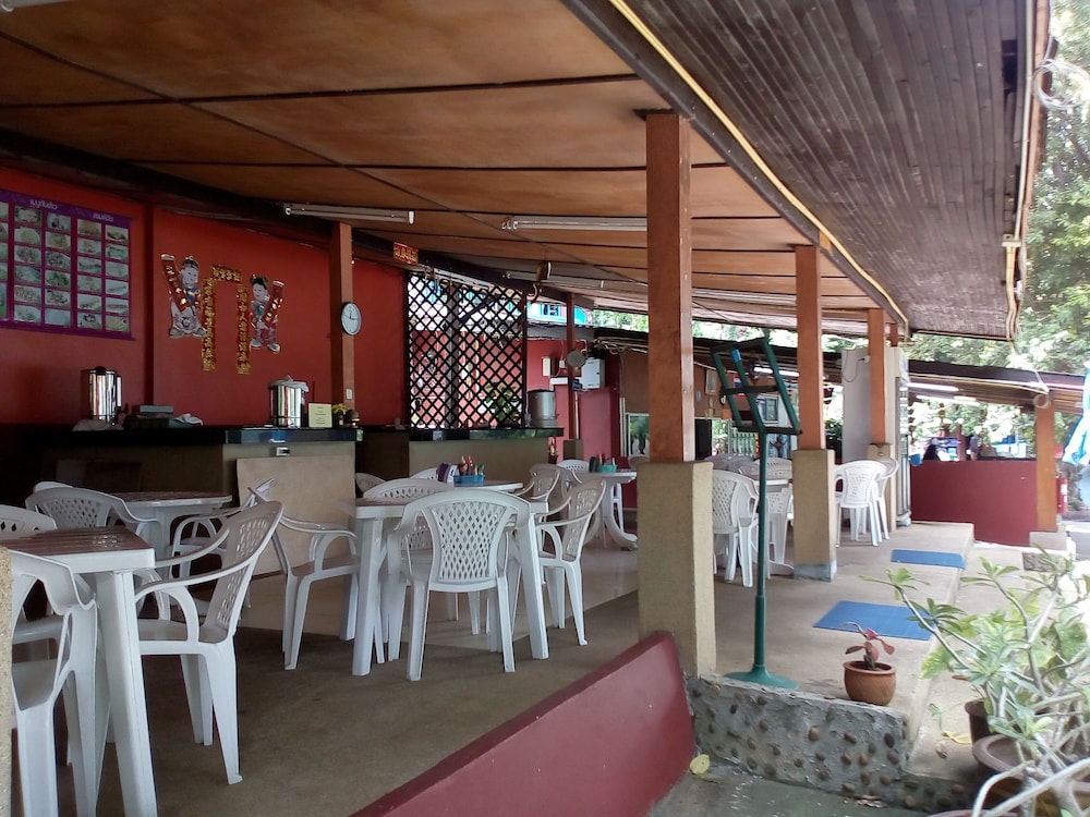 Phi Phi Viewpoint Resort 52/65