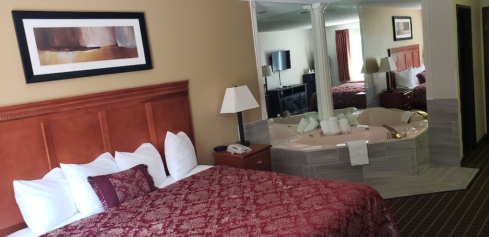 Rodeway Inn Cedar Rapids Westdale 14/27