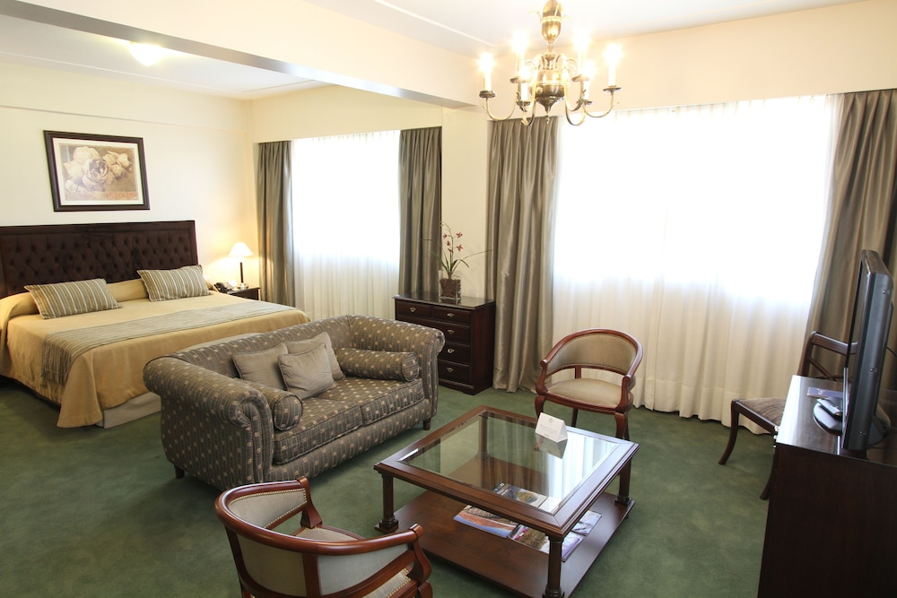 Hotel Catalinas Tucuman 37/50
