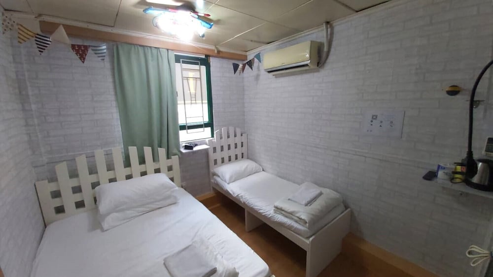Tempo Inn-Cozy@National Court 32/63
