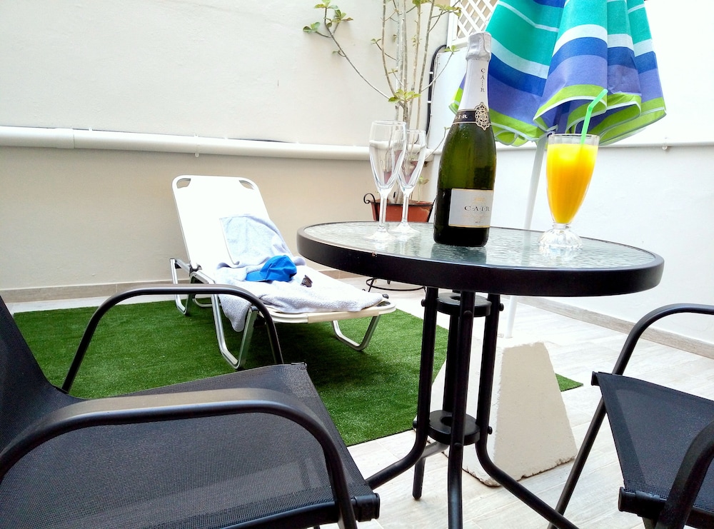 Caravel Apartment Hotel 37/44