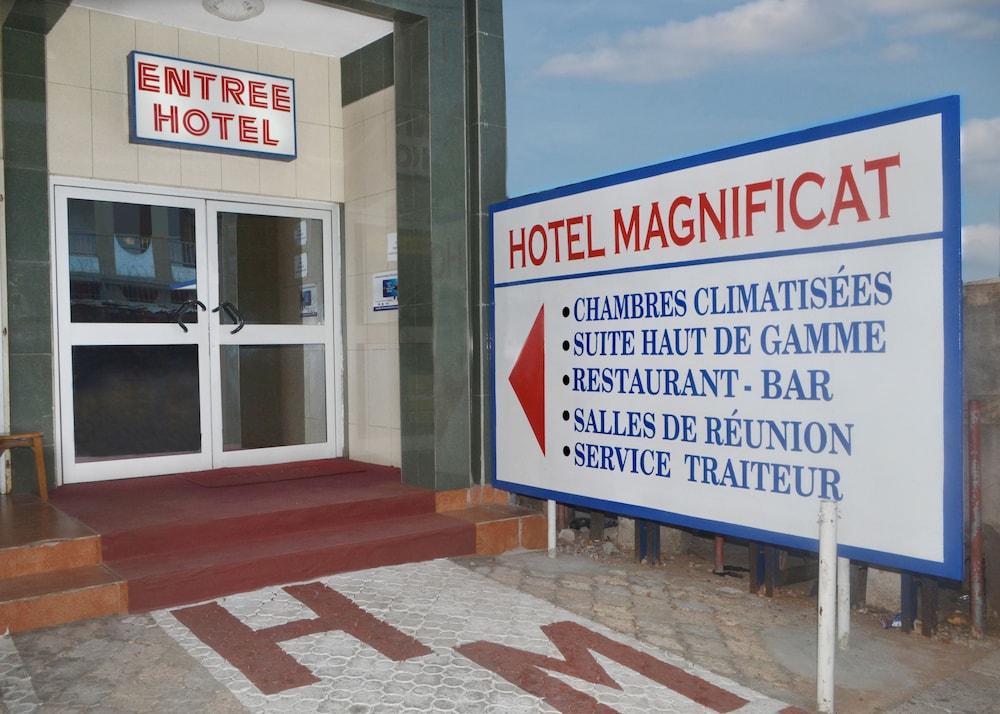 Hotel Magnificat 3/28