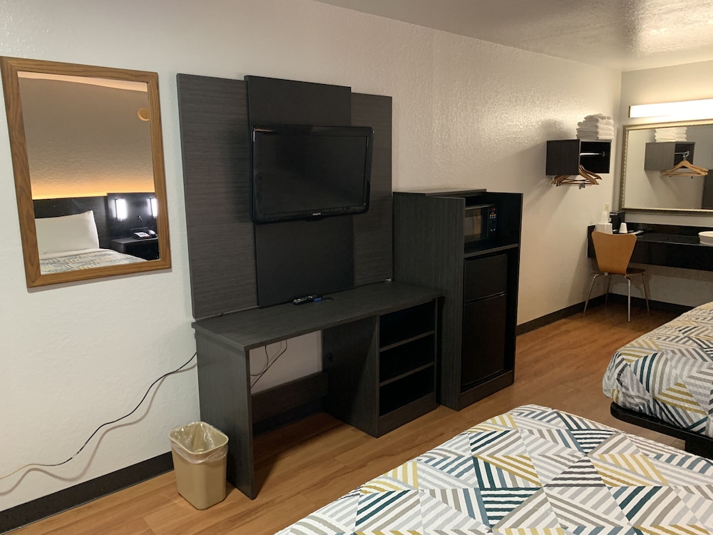 Motel6 Atlanta, TX 17/32