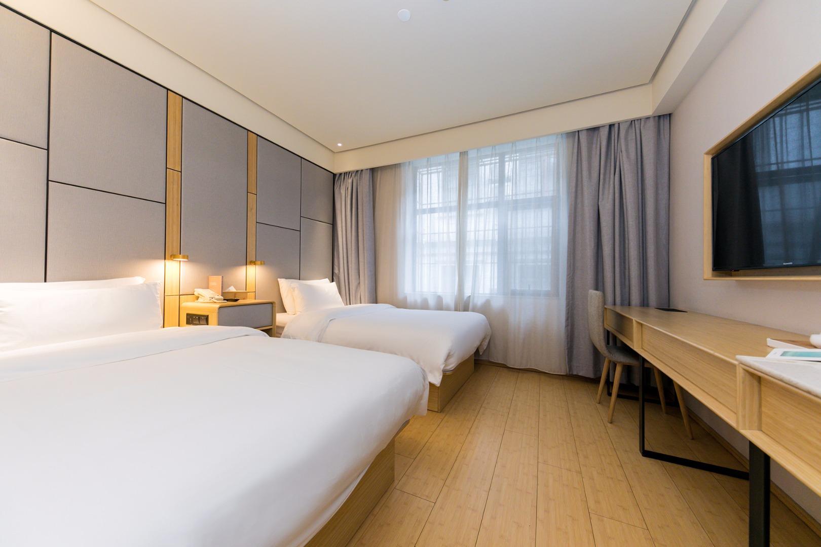 JI Hotel Shanghai The Bund Jiujiang Road 10/28