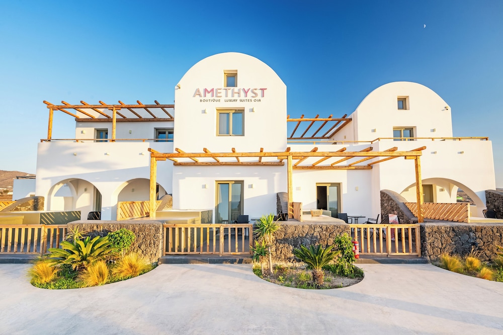 Amethyst Exclusive Suites Oia 64/72
