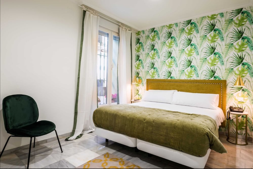 Hostal Jardin De La Alameda 18/50