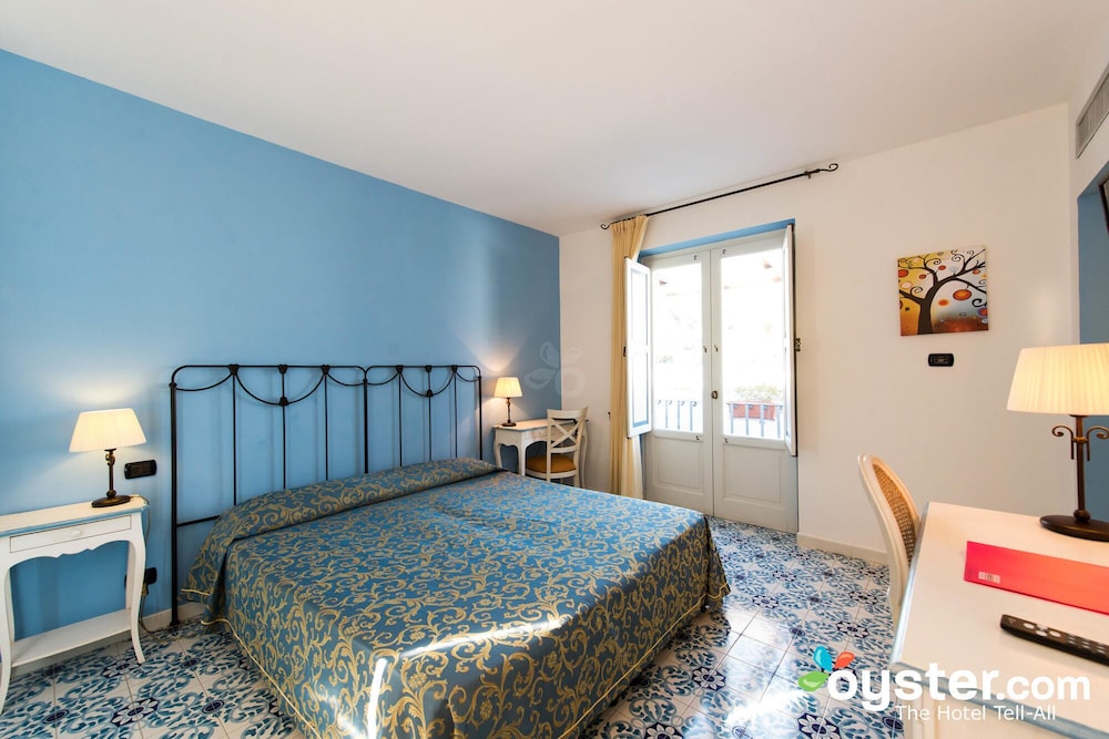 Hotel Bougainville 19/50