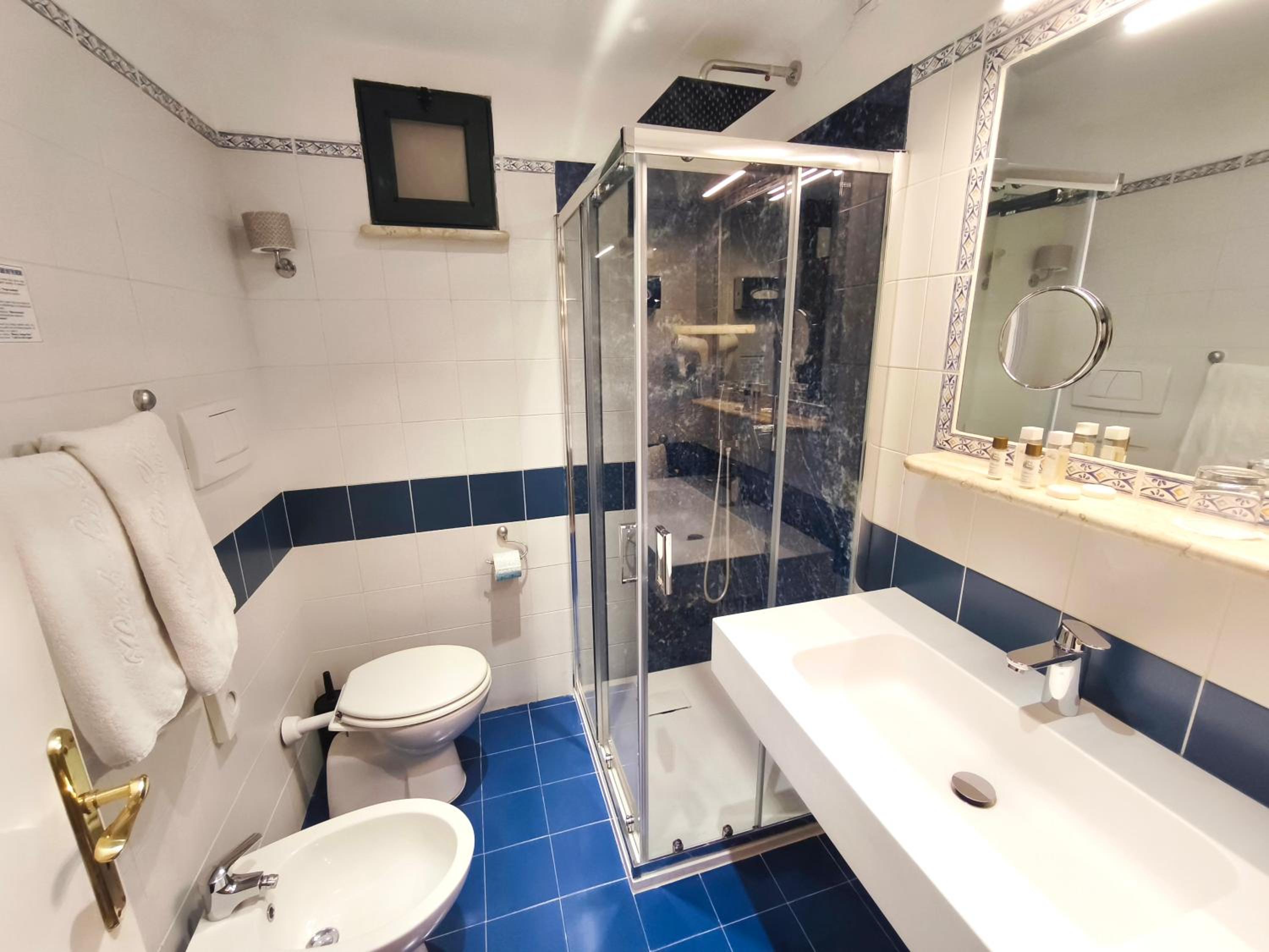 غرفة بسرير مزدوج، Hotel La Pensione Svizzera 10/10