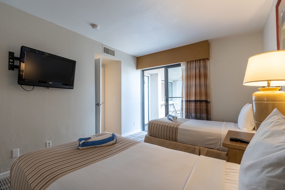 Vista Mirage Resort 66/93