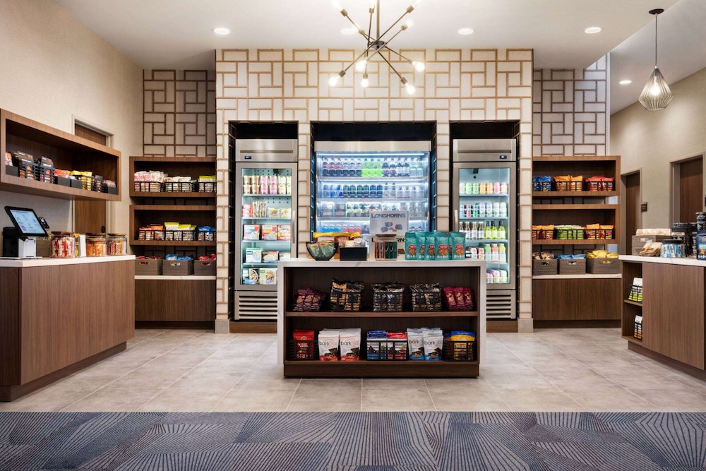 Hawthorn Extended Stay by Wyndham Del Rio 12/65