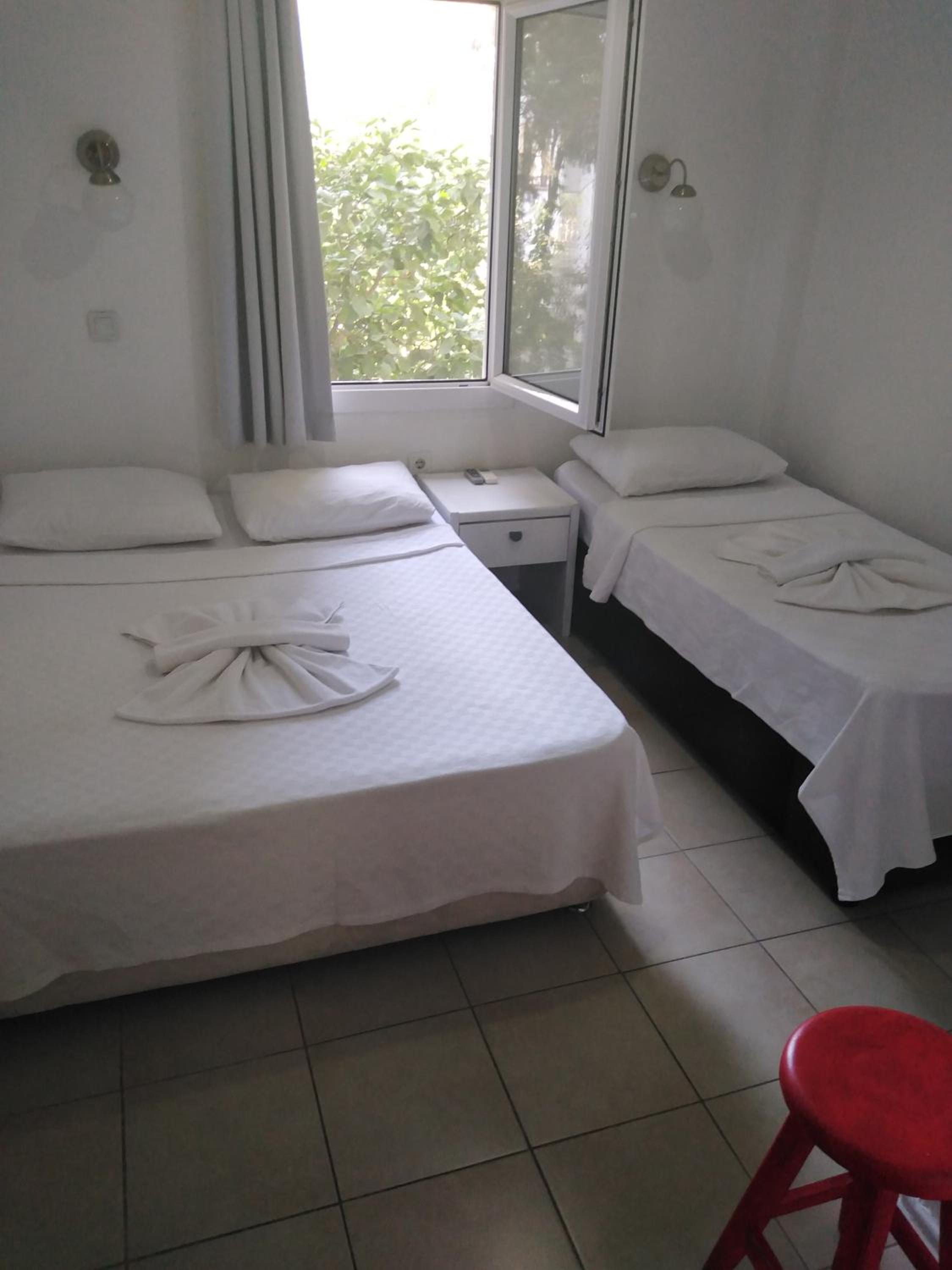 Bircan Hotel 11/56