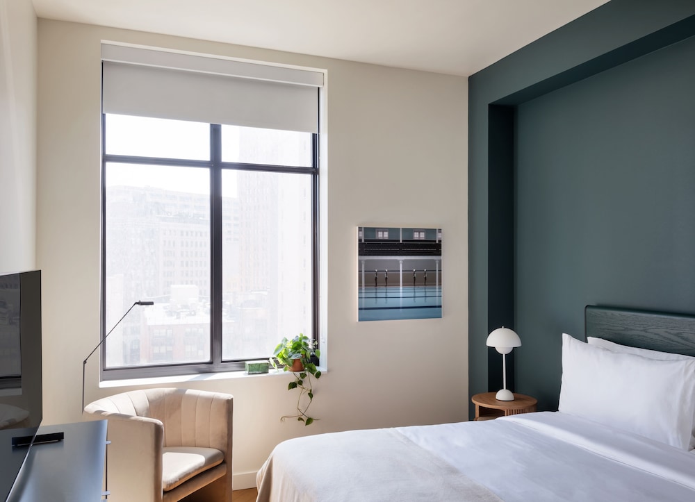2 BEDROOMS, APARTMENT, MULTIPLE BEDS