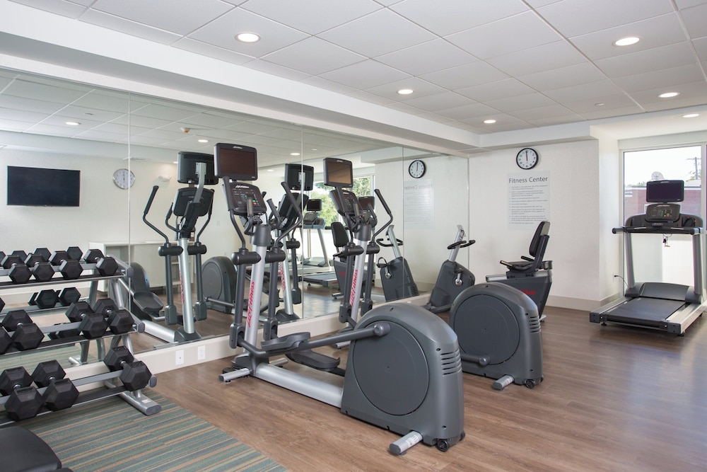 HOLIDAY INN EXPRESS CHELMSFORD 41/65
