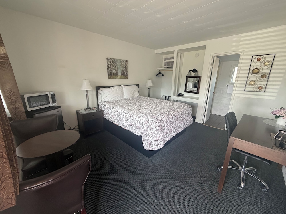 Sonoma Lodge 49/62