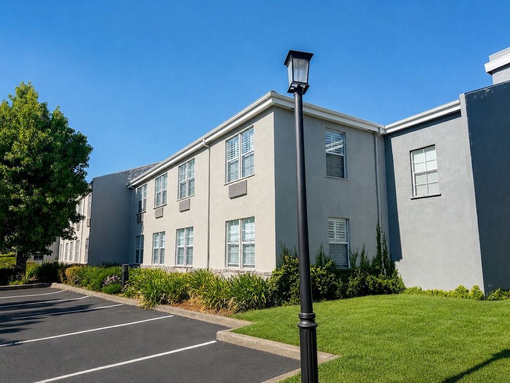 Hotel Indigo Napa Valley 53/62