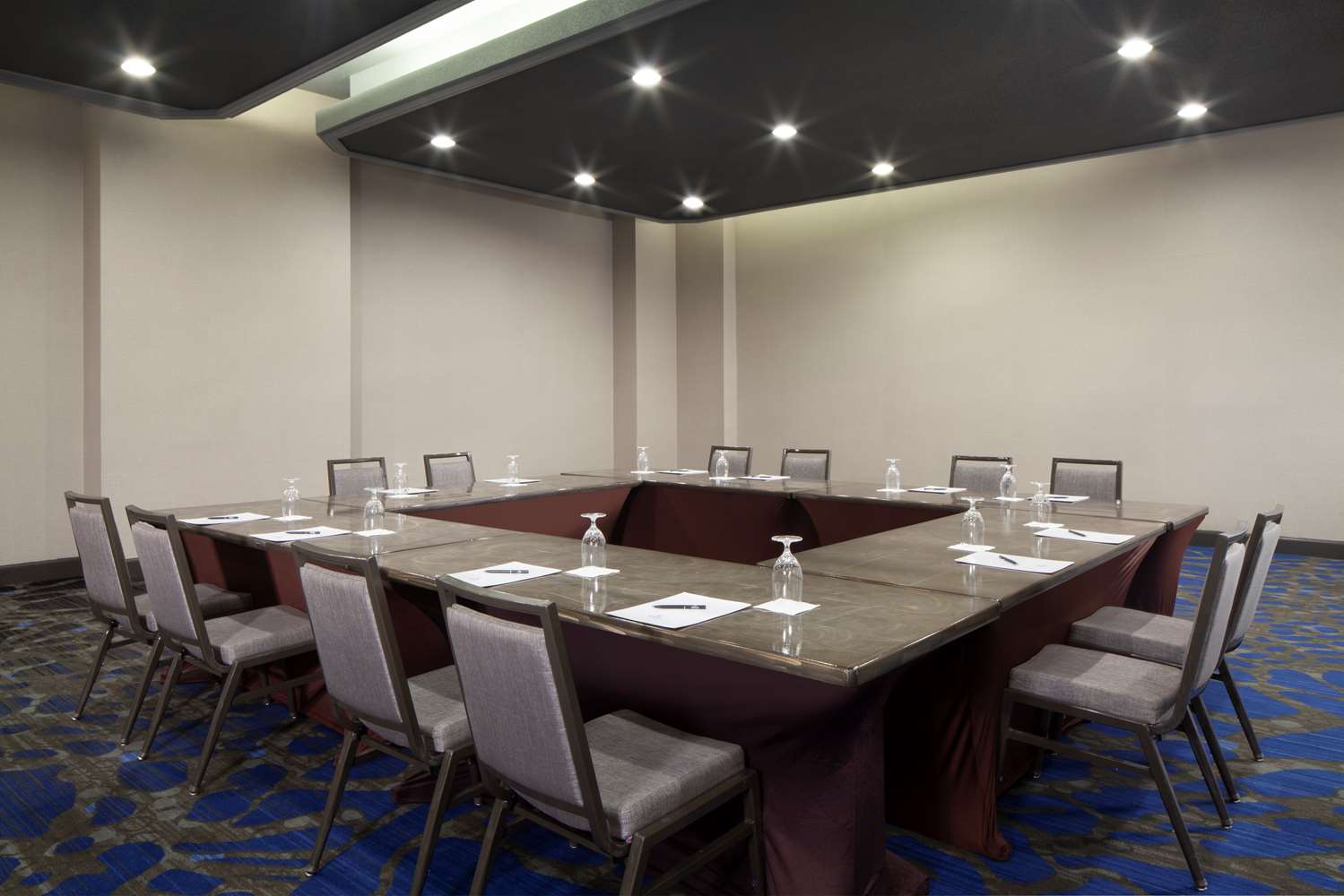 Hilton Parsippany 61/71