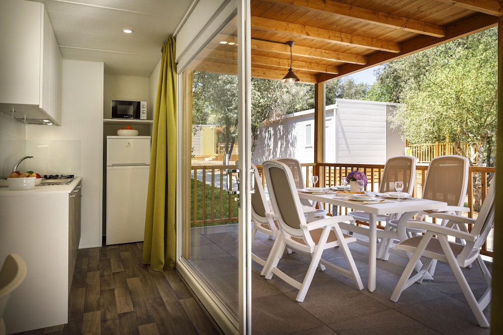 Maistra Camping Porto Sole Mobile Homes 25/35