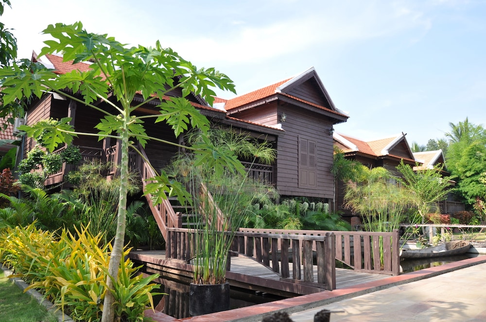 Vimean Sovannaphoum Resort 4/72