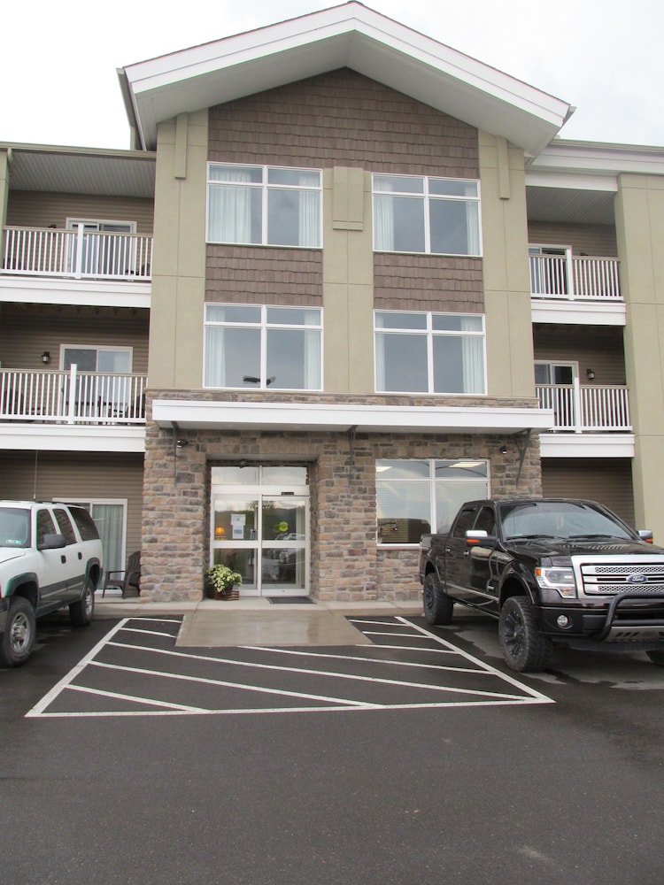 CRYSTAL SPRINGS INN AND SUITES 2/39