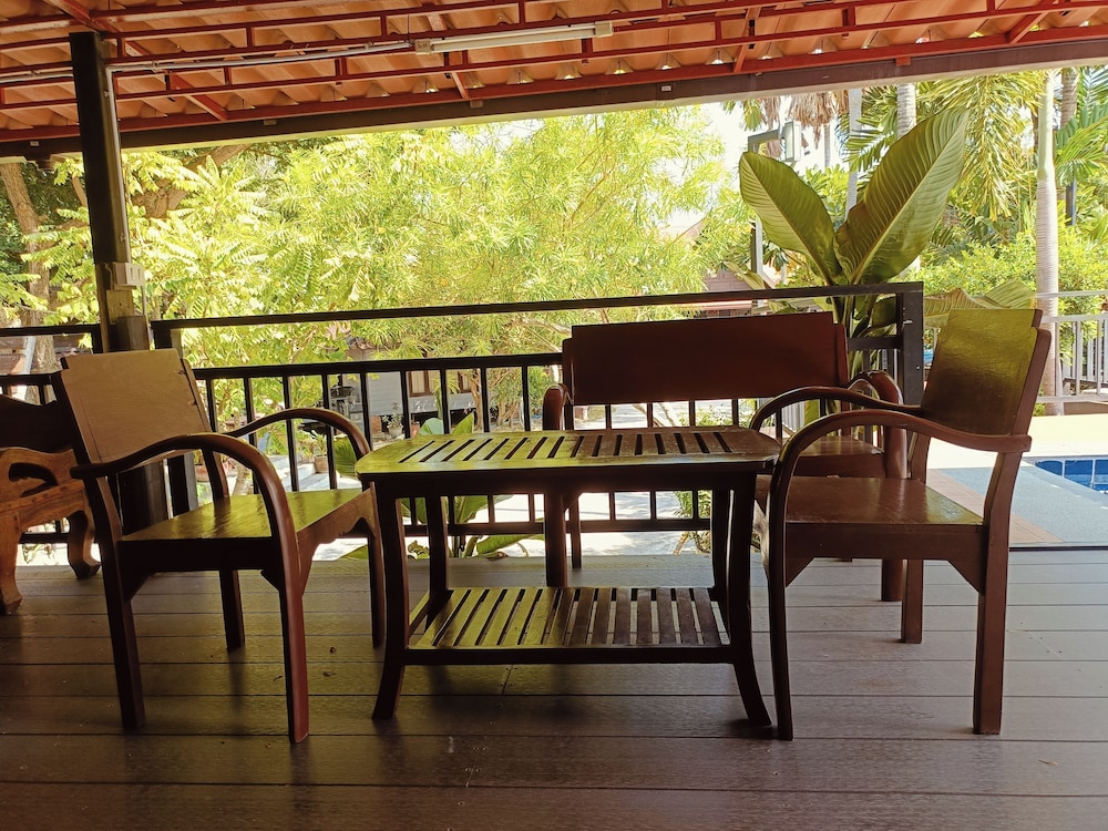 Inrawadee Resort 52/68