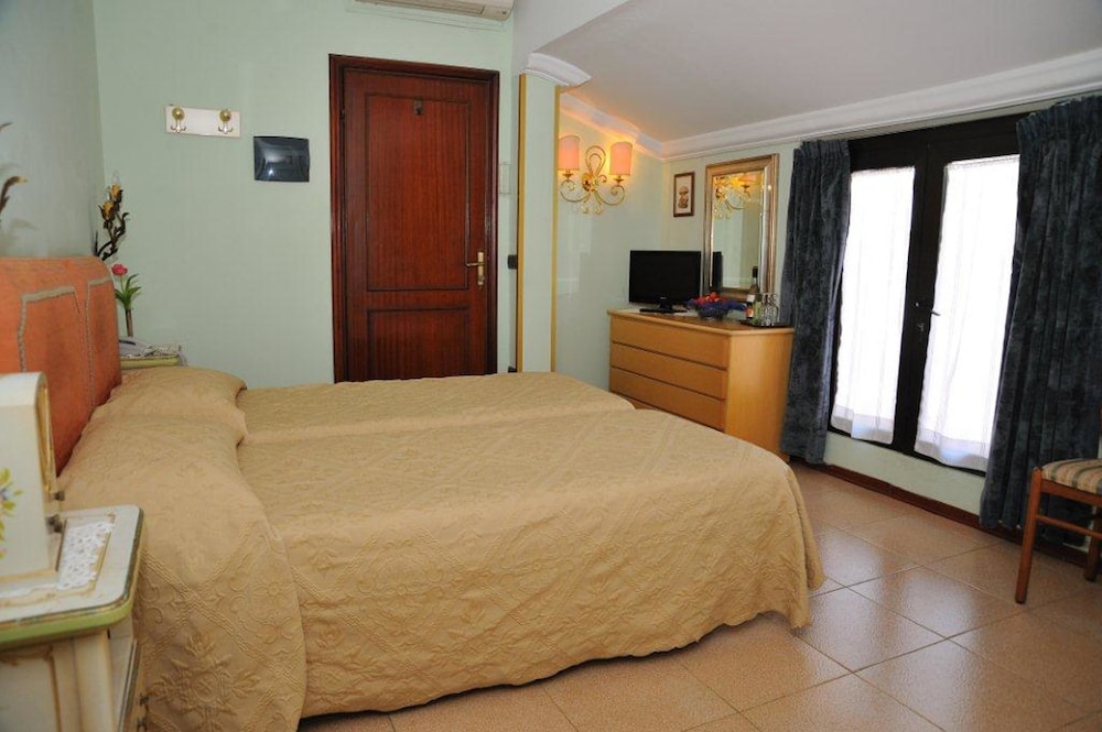 Hotel Savona 18/71