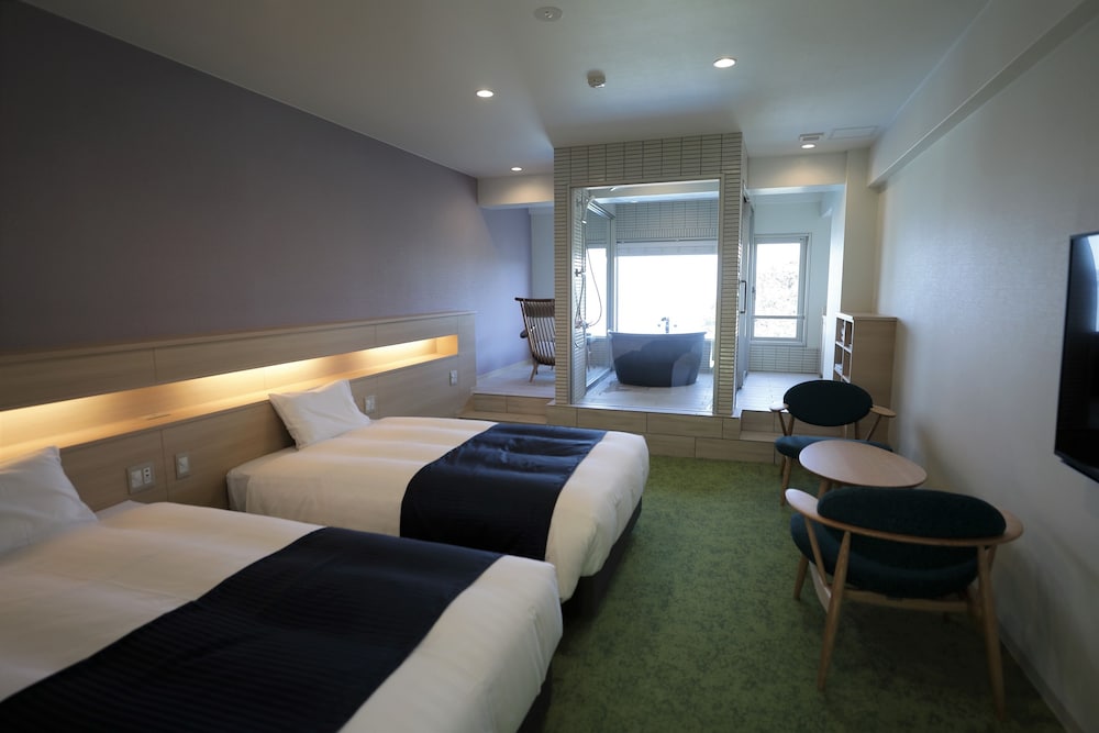 Renovated, Superior, Twin Beds, Ocean View, Main Building