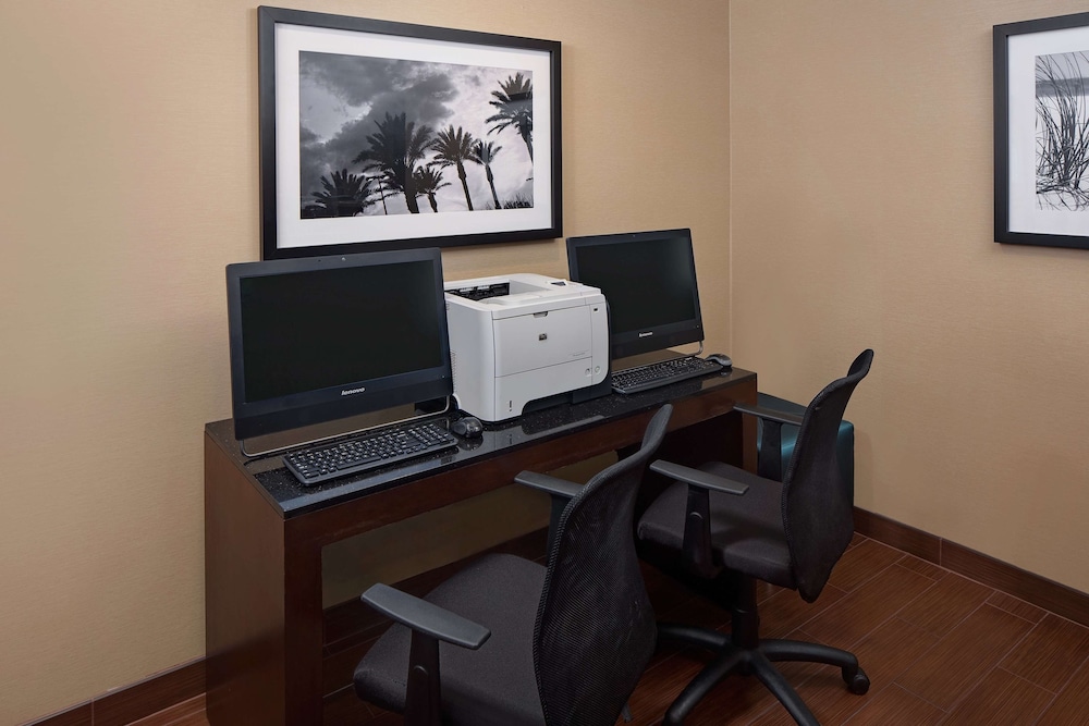 Hampton Inn Naples - Central 31/41