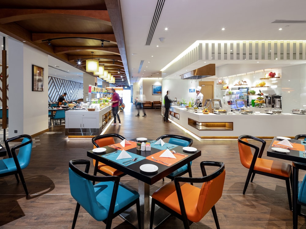 Flora Inn Dubai 43/51