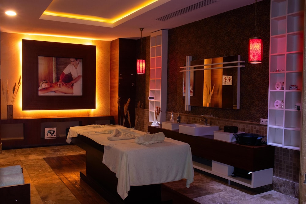 Vita Silva Hotel 17/50