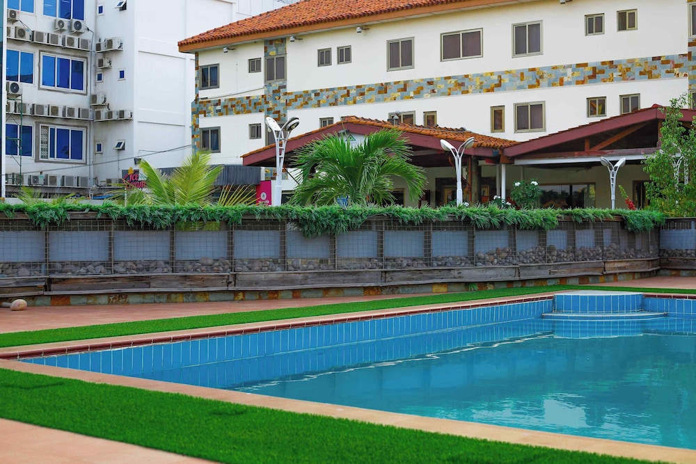 Hotel Tulip Inn Accra 58/62