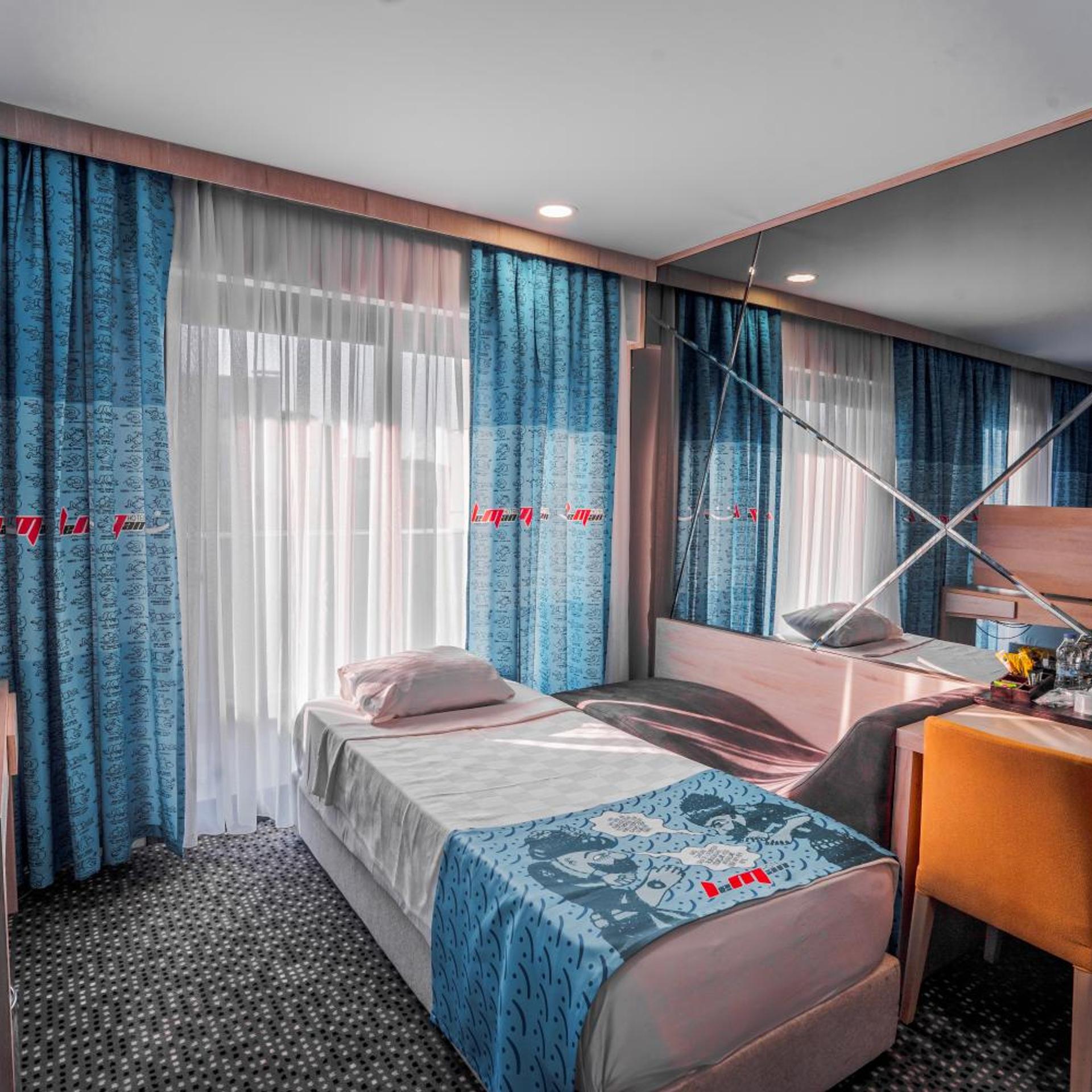 STANDARD, DOUBLE OR TWIN BED