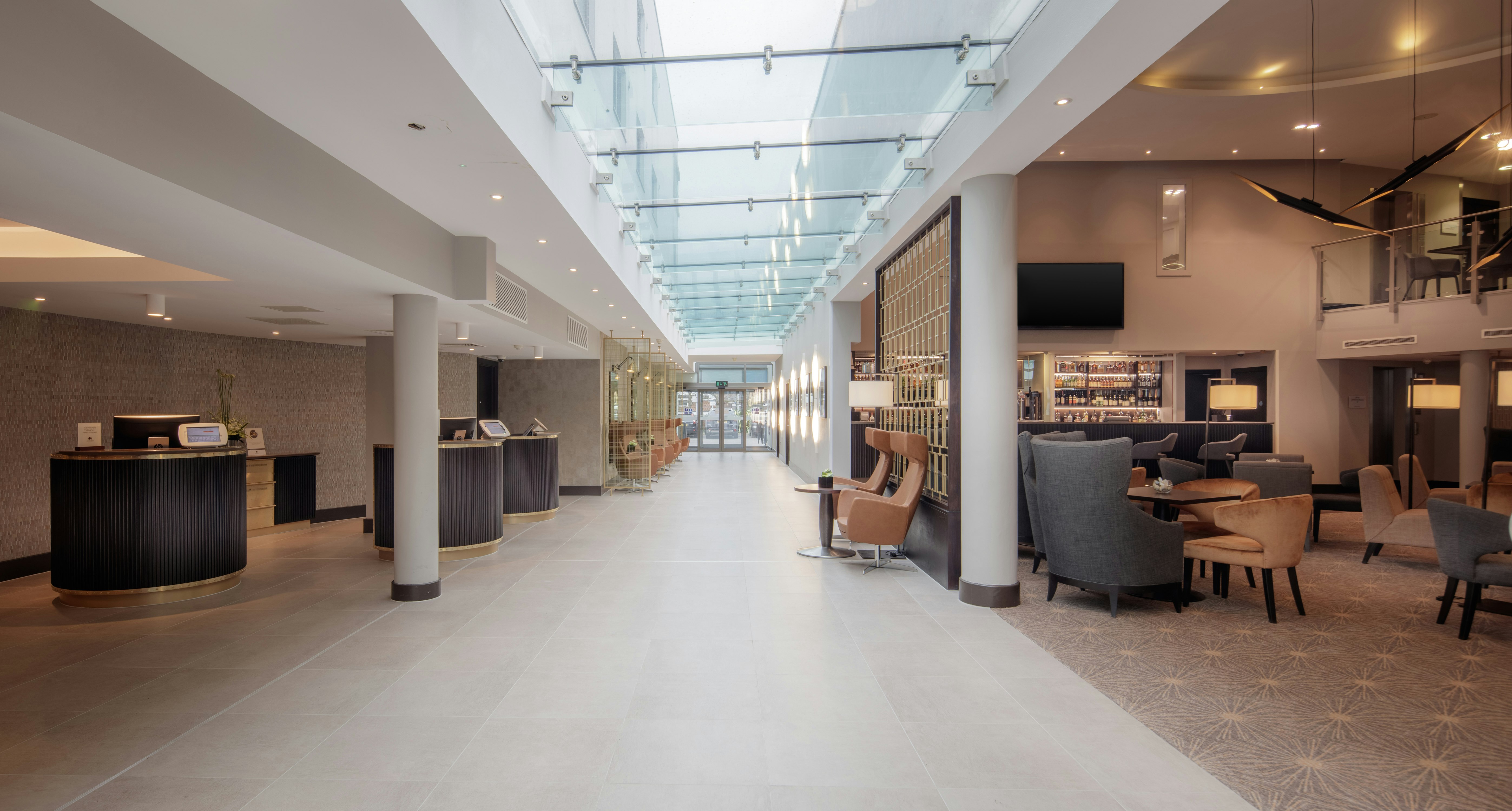 DOUBLETREE BY HILTON HOTEL LONDON HEATHROW AIRPORT 7/26