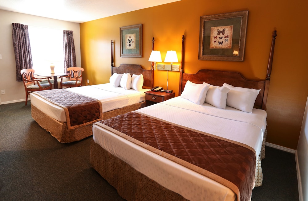 Branson Surrey Inn 20/65