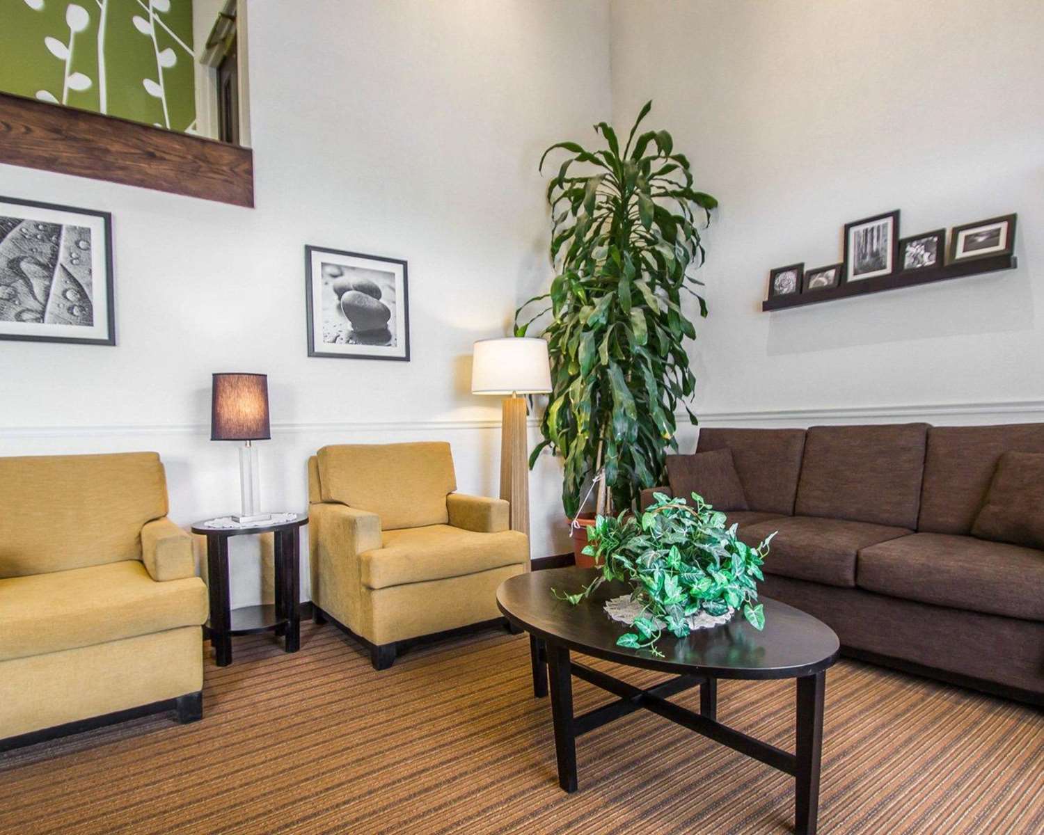 Sleep Inn & Suites Niantic North 25/36