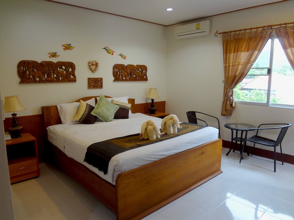 Ngamta Hotel 23/65