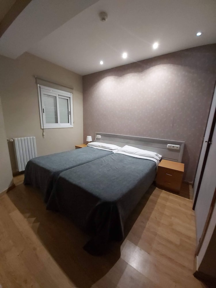 Hotel 139 16/63