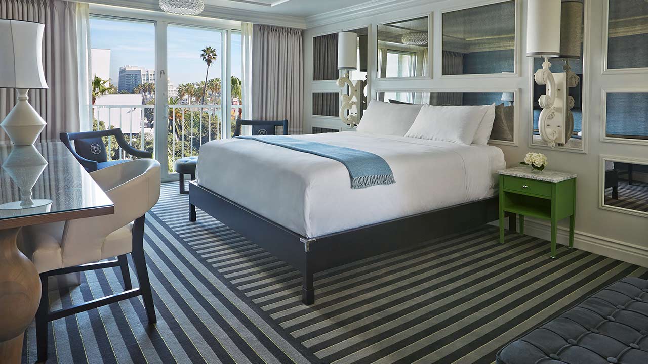 Viceroy, King Bed, City View