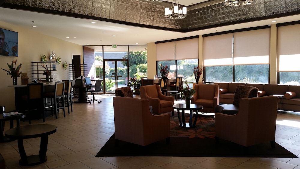 Best Western Plus Garden Court Inn 42/54