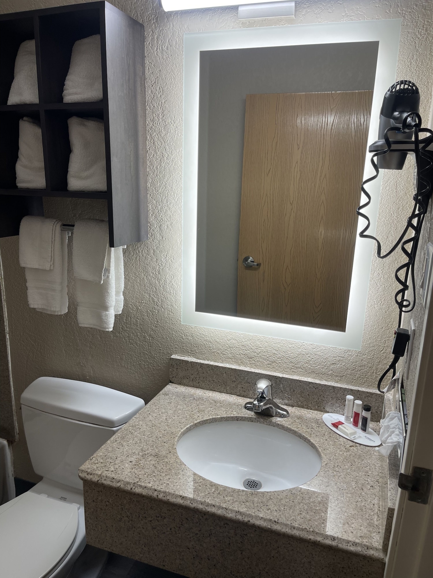 غرفة بسريرين كوين لذوي الإعاقة، Super 8 by Wyndham San Antonio Downtown NE 4/4