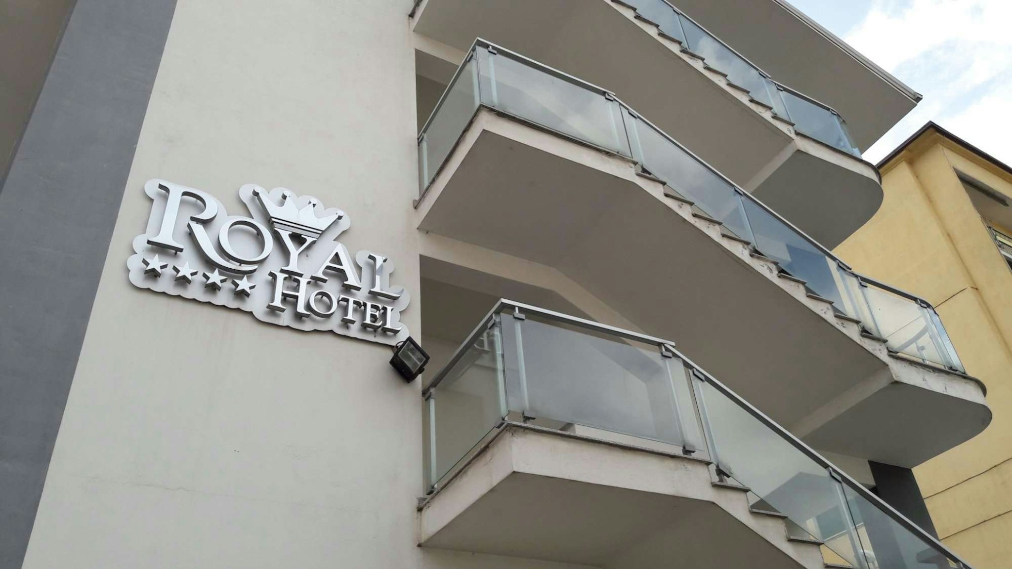 Hotel Royal 2/43