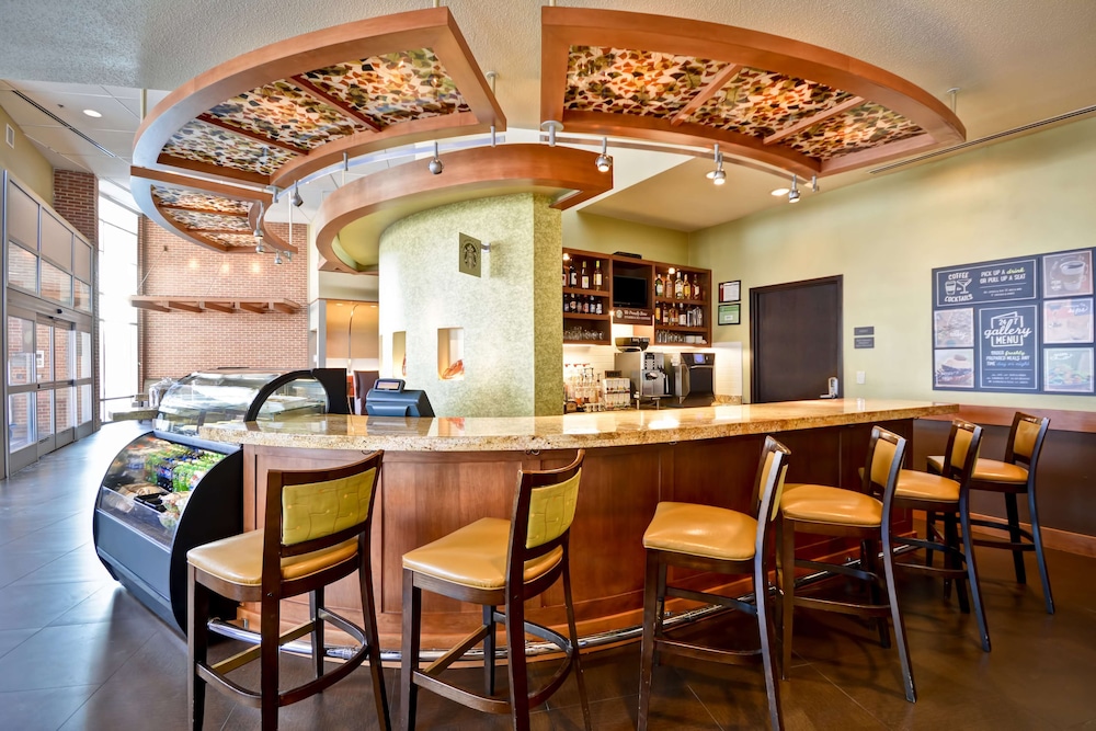 Hyatt Place Chicago/Naperville/Warrenville 53/68