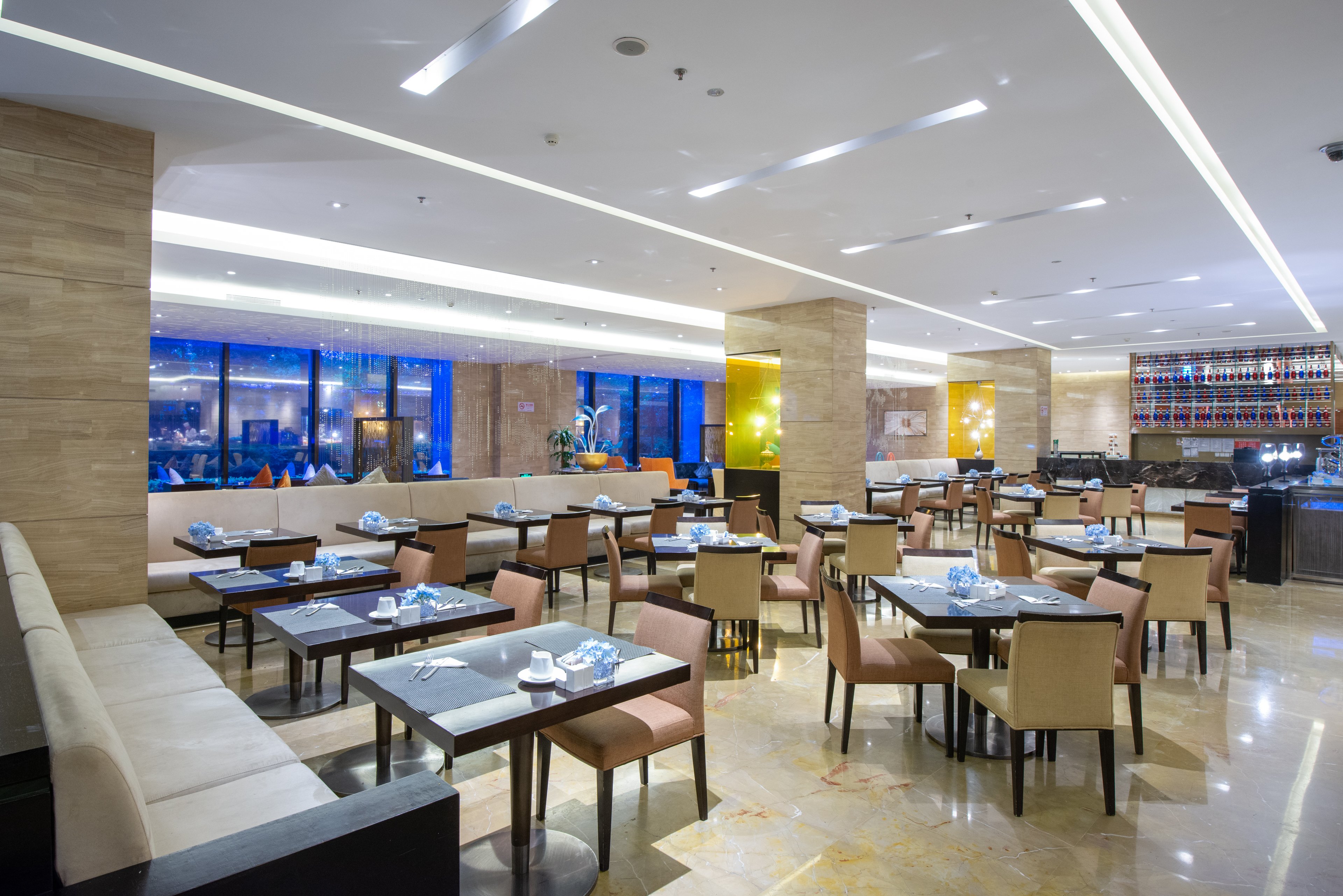 Crowne Plaza Shanghai Jinxiu by IHG 60/74