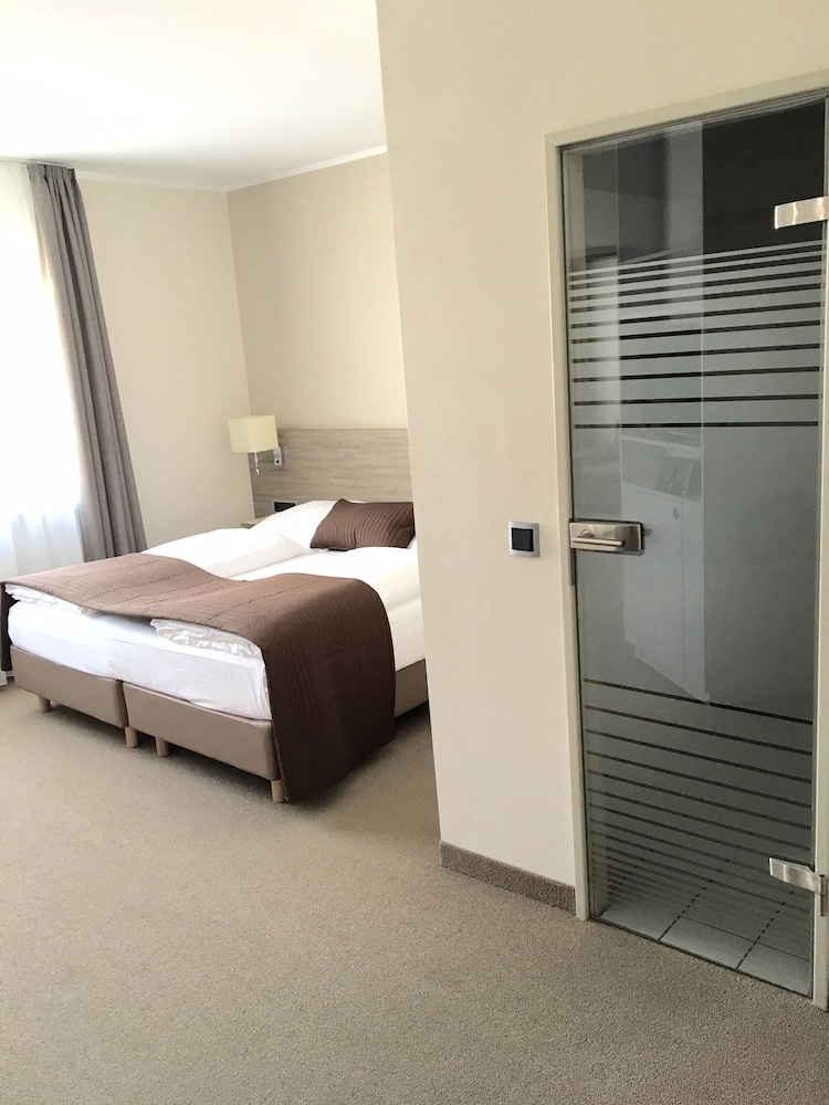 Hotel Schweizer Hof Kassel 11/45